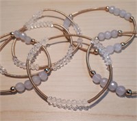 Neuf – 6 Bracelets Marble Arch
Perles bleutées