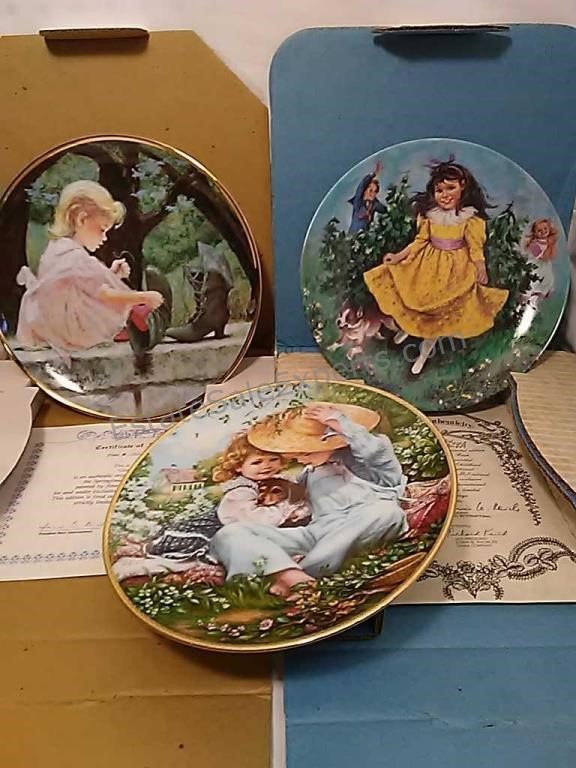 Collector Plates & Precious Moments On Line Auction