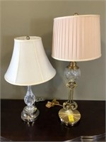2 decorative table lamps