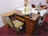 Baby lock imagine Sewing machine and table