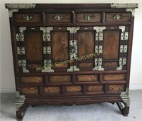 ORIENTAL WOOD CHEST OF DRAWERS