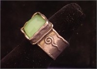 Sterling Silver & Green Stone Ring ~ Size 6 - 6.5