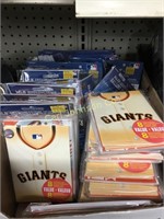 BOX OF SAN FRANCISCO GIANTS (MLB) PARTYWARE