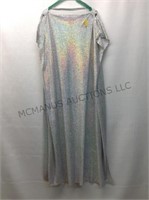 GROUP OF 8 METALLIC GOWNS