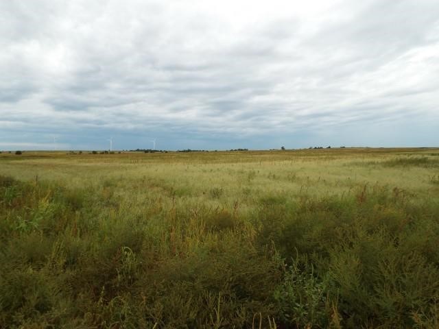 11/8 240± ACRES * GARFIELD/GRANT COUNTY LINE OK