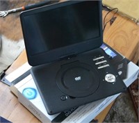 10-INCH Portable DVD Player
