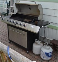 Charbroil Classic Propane Grill