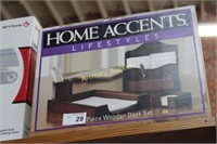 HOME ACCENTS WOODEN DESK SET