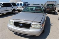 53 5757 2005 FORD CROWN VIC