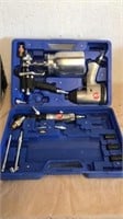 Campbell and hausfeld paint sprayer  with case