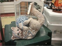 Cat with yarn statue