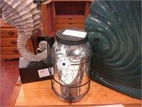 Mason jar lantern