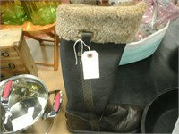Size 8 women's leather ugg boots