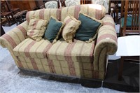 Parker sofa, 2 seater, complete with throw