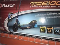 RAZOR ELECTRIC HUB MOTOR SCOOTER E100 $150 RETAIL