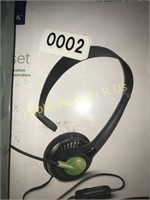 INSIGNIA CHAT HEADSET FOR XBOX ONE