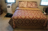 Queen Size Bed with Bedding & mattress