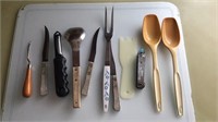 Lot of assorted kitchen utensils