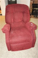 Swivel Recliner made by Hickory Creek Furn.