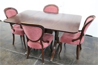 Double Drop Leaf Table w/4 Chairs