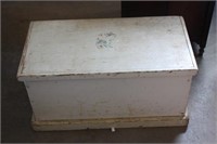 Vintage Wooden Box 28.5 x 14.5 x 14H