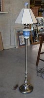 Vtg Style Floor Lamp