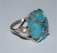 Sterling Silver Ring w/ Freshwater Pearls &