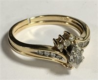 10k Gold And Diamond Wedding Ring