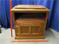 modern oak tv stand (ice box style)
