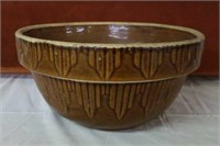 Brown crock mixing bowl, 10" diameter