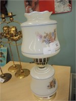 VINTAGE GLASS SHADE TABLE LAMP
