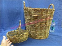 1 large basket & 1 smaller basket