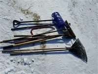 Assrt. shovels, rakes