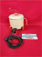 Vintage Popcorn Popper