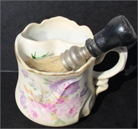 MUSTACHE CUP WITH BRUSH