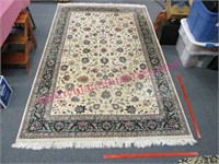 nicer wool oriental rug (nearly 6ft x 9ft)