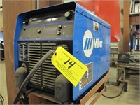 Miller Invision 456 MP DC Inverter Arc Welder