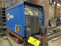 Miller Invision 456 MP DC Inverter Arc Welder