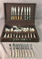 77pc Lunt Counterpoint Silverware 2,405grams total