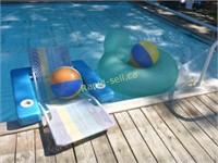 Floating Leisure Pool Devices