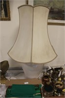 Large crackle glaze lamp.