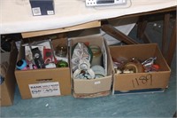 Collection of household items (3 boxes)