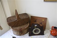 Collection of wicker baskets etc