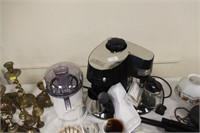 Coffee make and juicer.