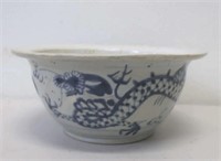Qing dynasty Chinese blue and white bowl