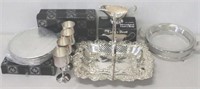 Strachan boxed silver plate place mats