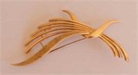 Large 10kt yellow gold retro brooch