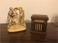 2 Music boxes