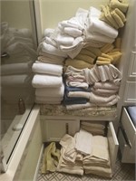 Selection of Plush Bath Towels