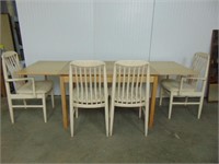 Benny Linden Table & Chairs